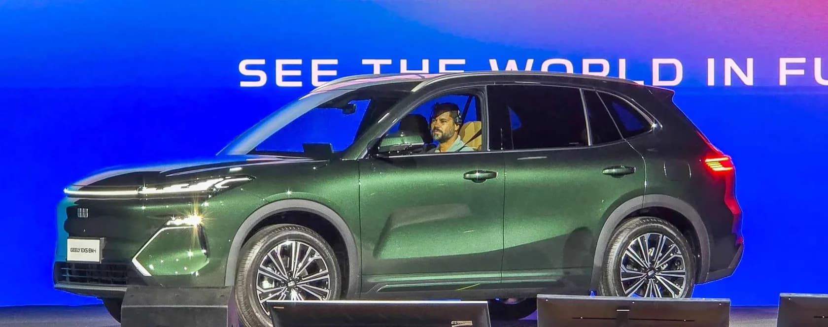 Geely no Salão do Automóvel 2025: aplicativo exclusivo para um dos maiores estandes do evento